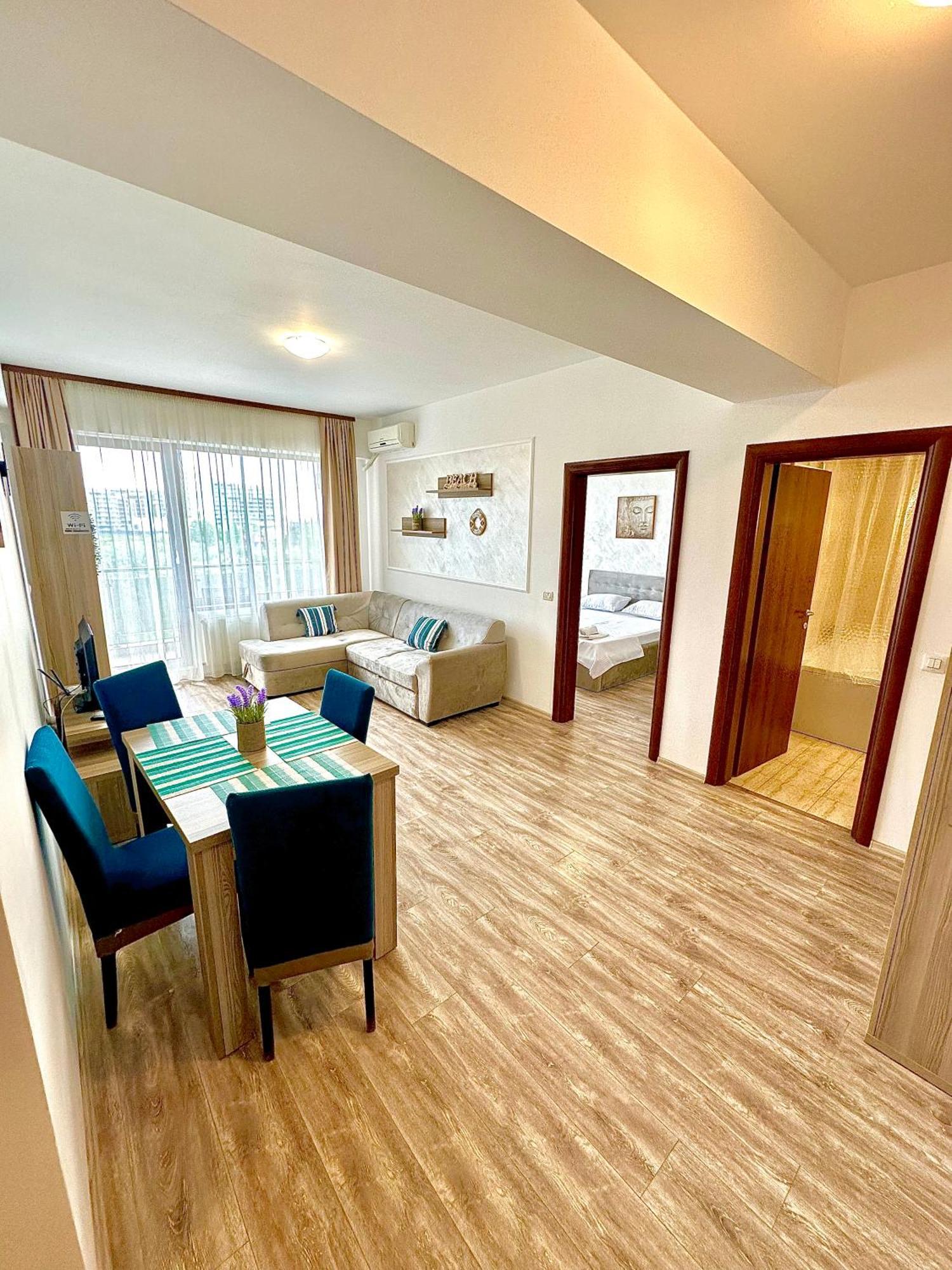 Marcony Boutique Apartments Mamaia Exterior photo